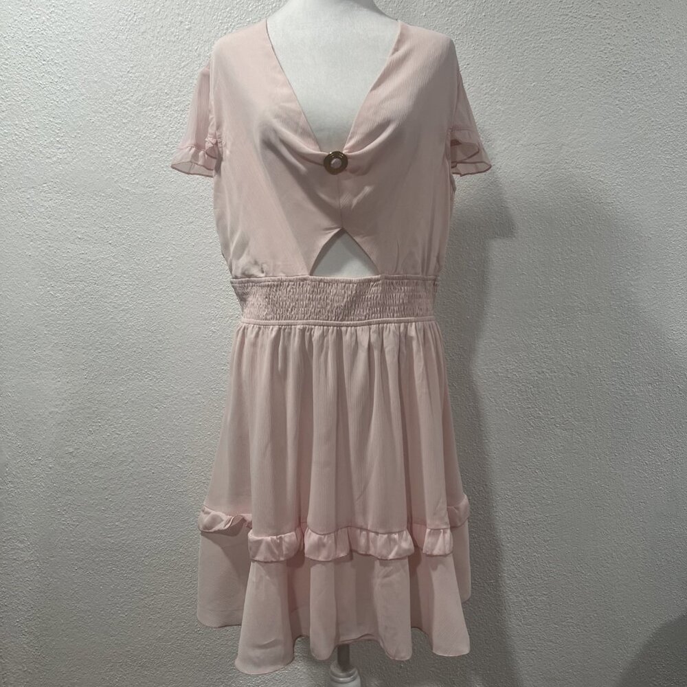 Pretty Garden Size XL Pink Dress Smoked‎ Waist Flared Bottom Ruffle Sleeves Read